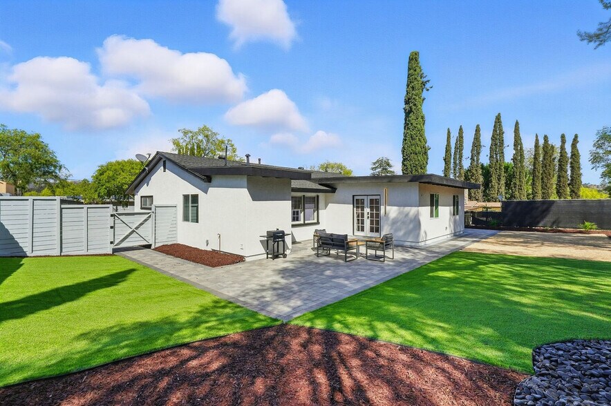 Building Photo - 12311 Witt Rd