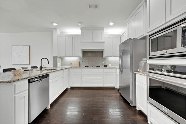 Building Photo - 432 Texas Dr