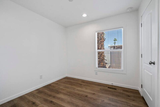 Building Photo - 4315 N Flowing Wells Rd