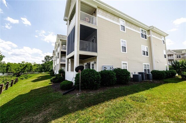 Building Photo - 3332 Harbour Pointe Pl