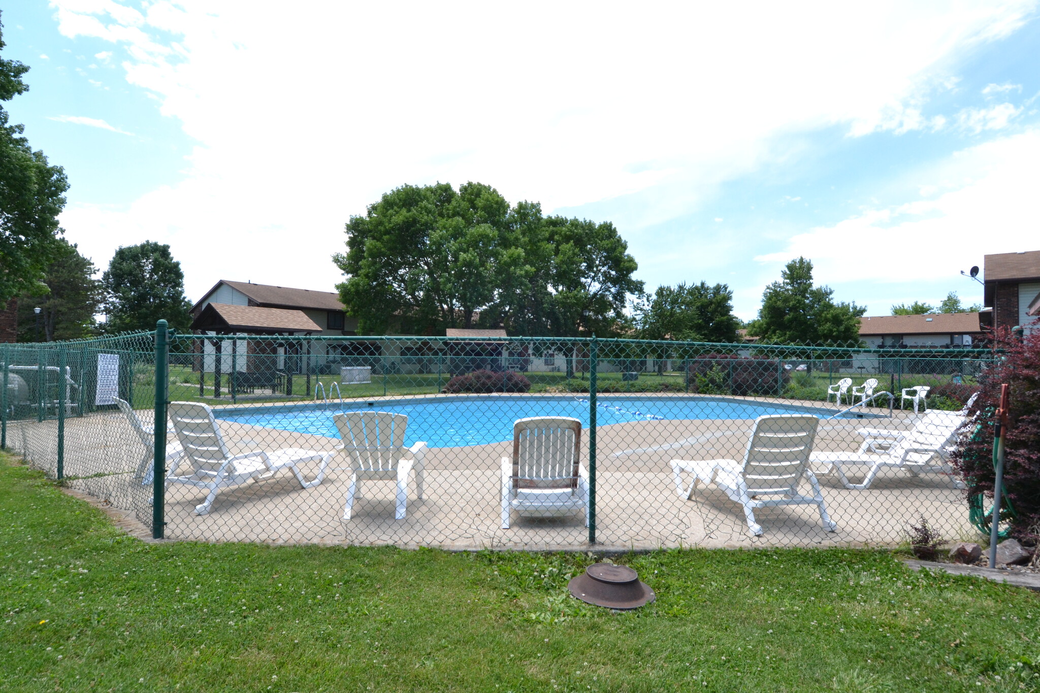 Building Photo - 505 Woodwind Ct