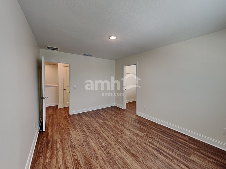 Building Photo - 6014 Little Blf Cir