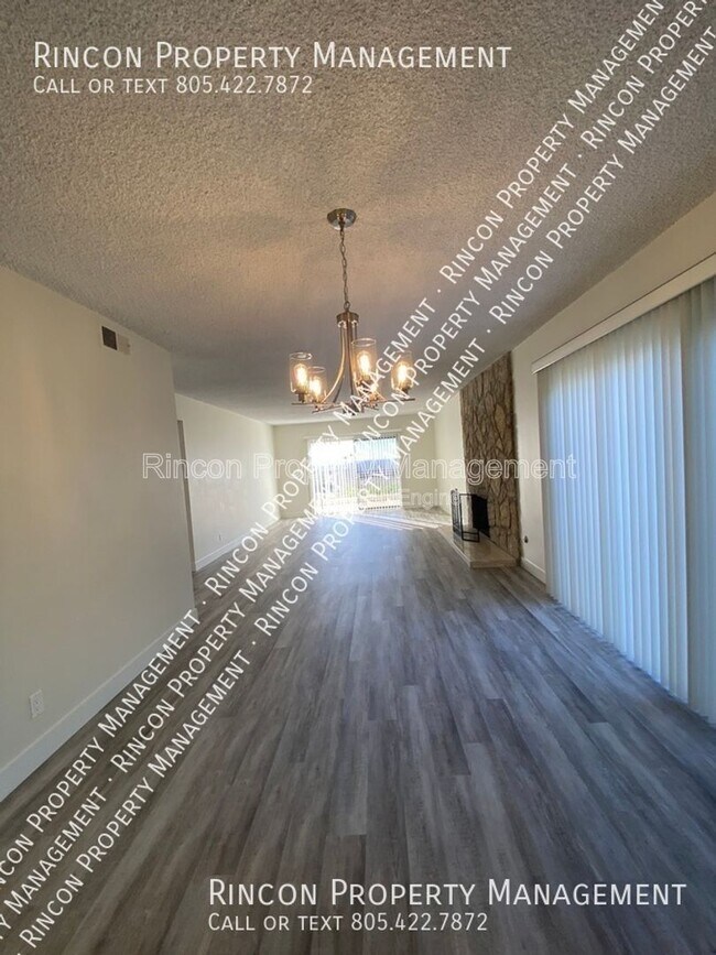 Building Photo - 555 Skyline Rd