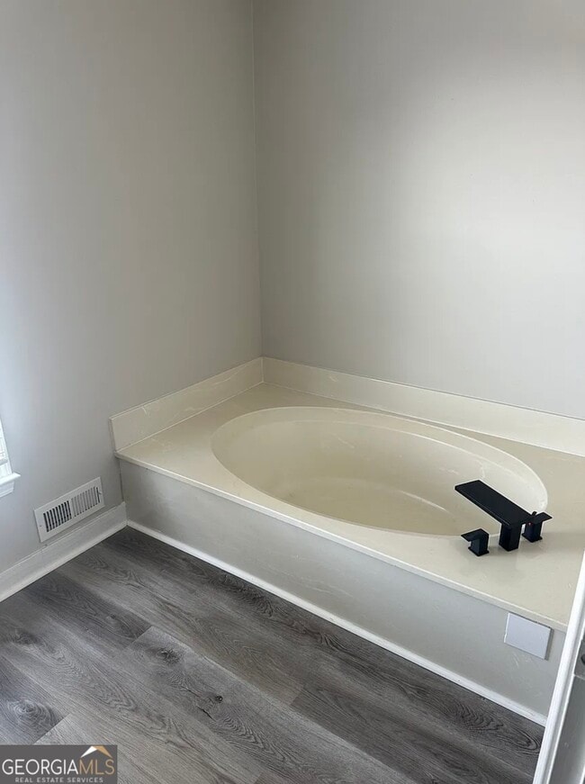 Building Photo - 3 S Riversong Ln