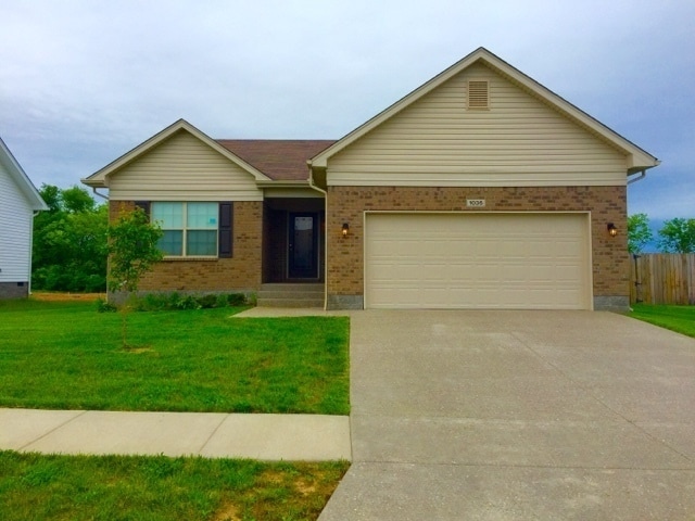 Primary Photo - Great Home in Shelbyville!