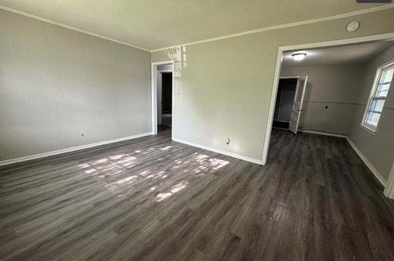 Building Photo - 2122 N Florence Ave