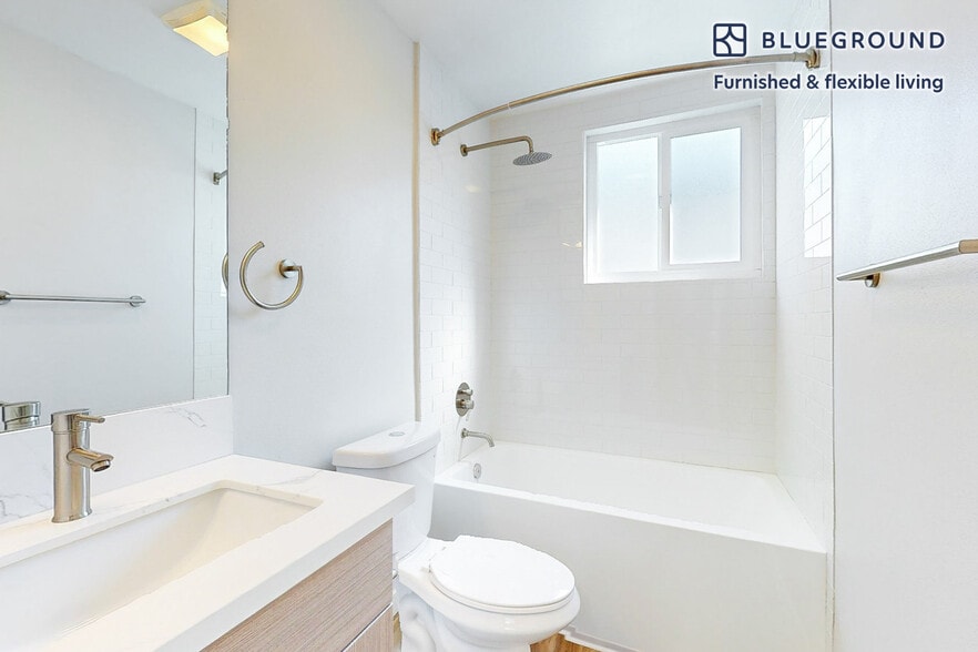 Building Photo - 3650 Newton St