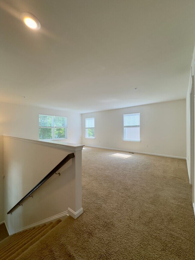 Building Photo - Charming 4 Bedroom/2.5 Bathroom Home in Bel Air, MD!
