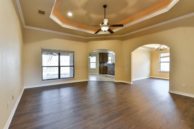 Building Photo - 6905 Deorsam Loop