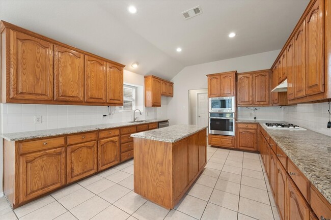 Building Photo - 6103 Sea Island Trail