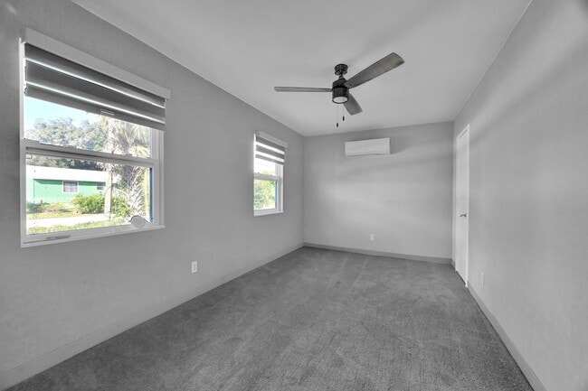 Building Photo - 6385 86th Ln