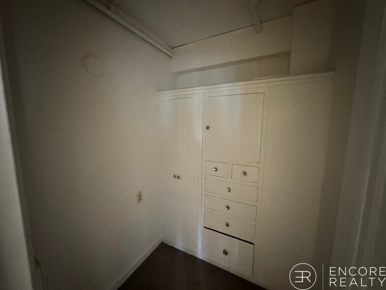 Building Photo - 20 Chapel St