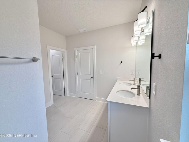 Building Photo - 10065 Element Rd