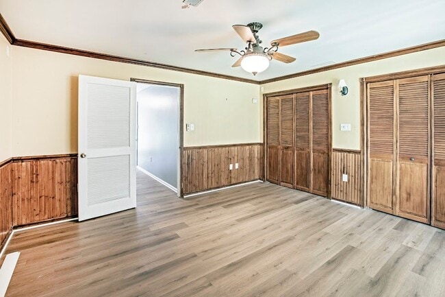 Building Photo - Charming Townhome in Brennan Estates