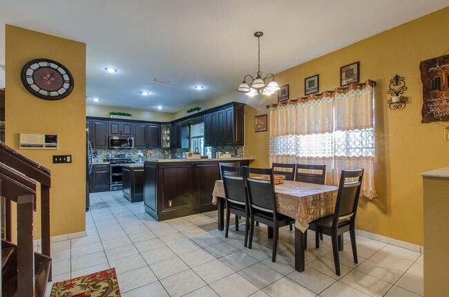Building Photo - 9095 Indian River Run S