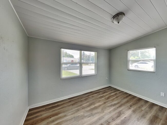 Building Photo - 3Bed/2Bath Home in Sarasota