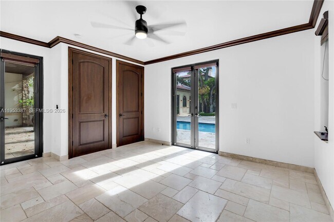 Building Photo - 9801 SW 60th Ct