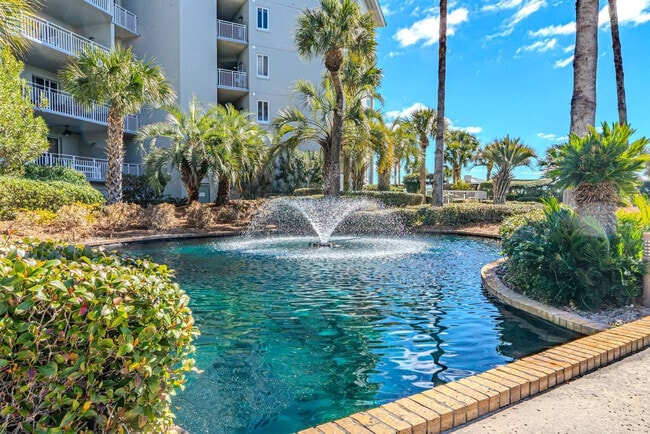 Building Photo - 10 N Forest Beach Dr