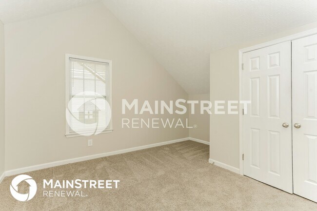 Building Photo - 335 Carriage Lake Ln