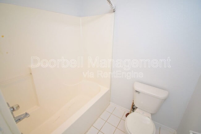 Building Photo - 9512 E 78th Pl