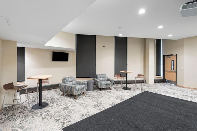 Building Photo - 1240 S 2nd St