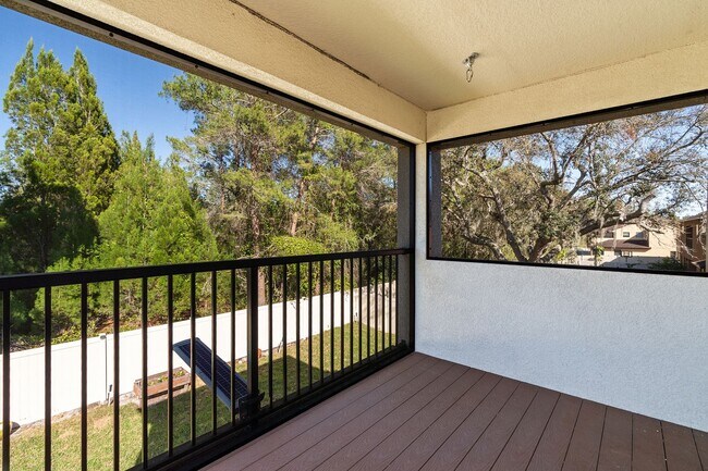 Building Photo - Elegant 5-Bed, 4-Bath Home with Modern Upgrades in St. Cloud, FL