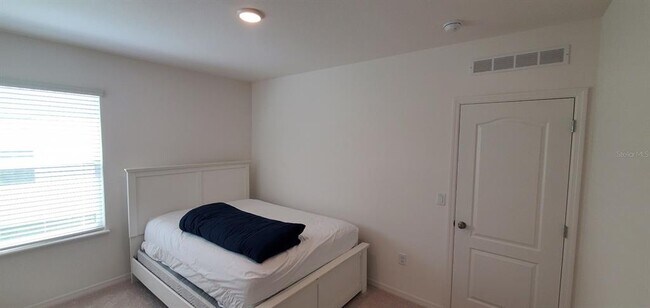 Building Photo - 1151 Oak Bluff Dr