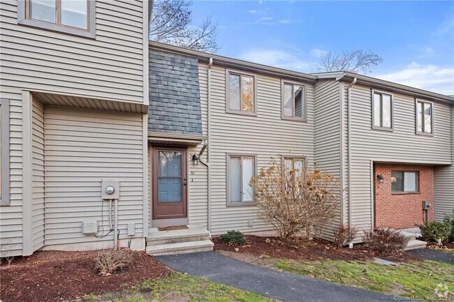 Building Photo - 36 Hitching Post Ln