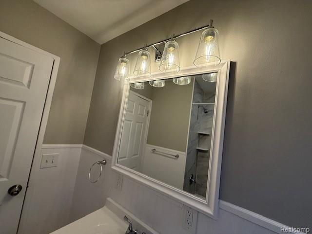 Building Photo - 25616 Miracle Dr