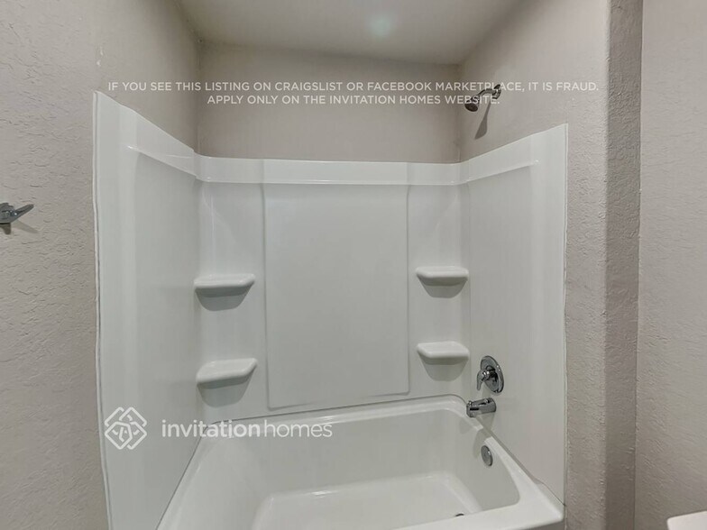 Building Photo - 3322 Carducci Dr