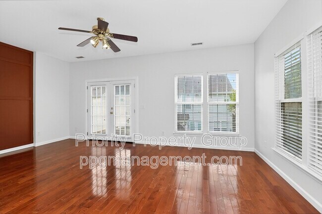 Building Photo - 12304 Verdant Ct