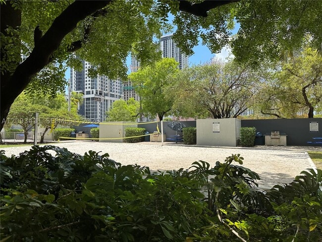 Building Photo - 850 N Miami Ave