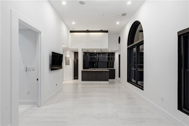 Building Photo - 199 14th St NE