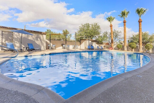 Building Photo - Hot Listing! Modern 2-Bedroom Gem – Great ...