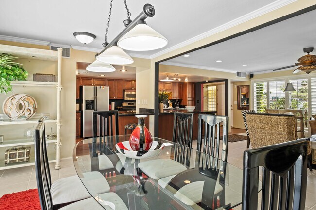 Building Photo - 74460 Fairway Dr