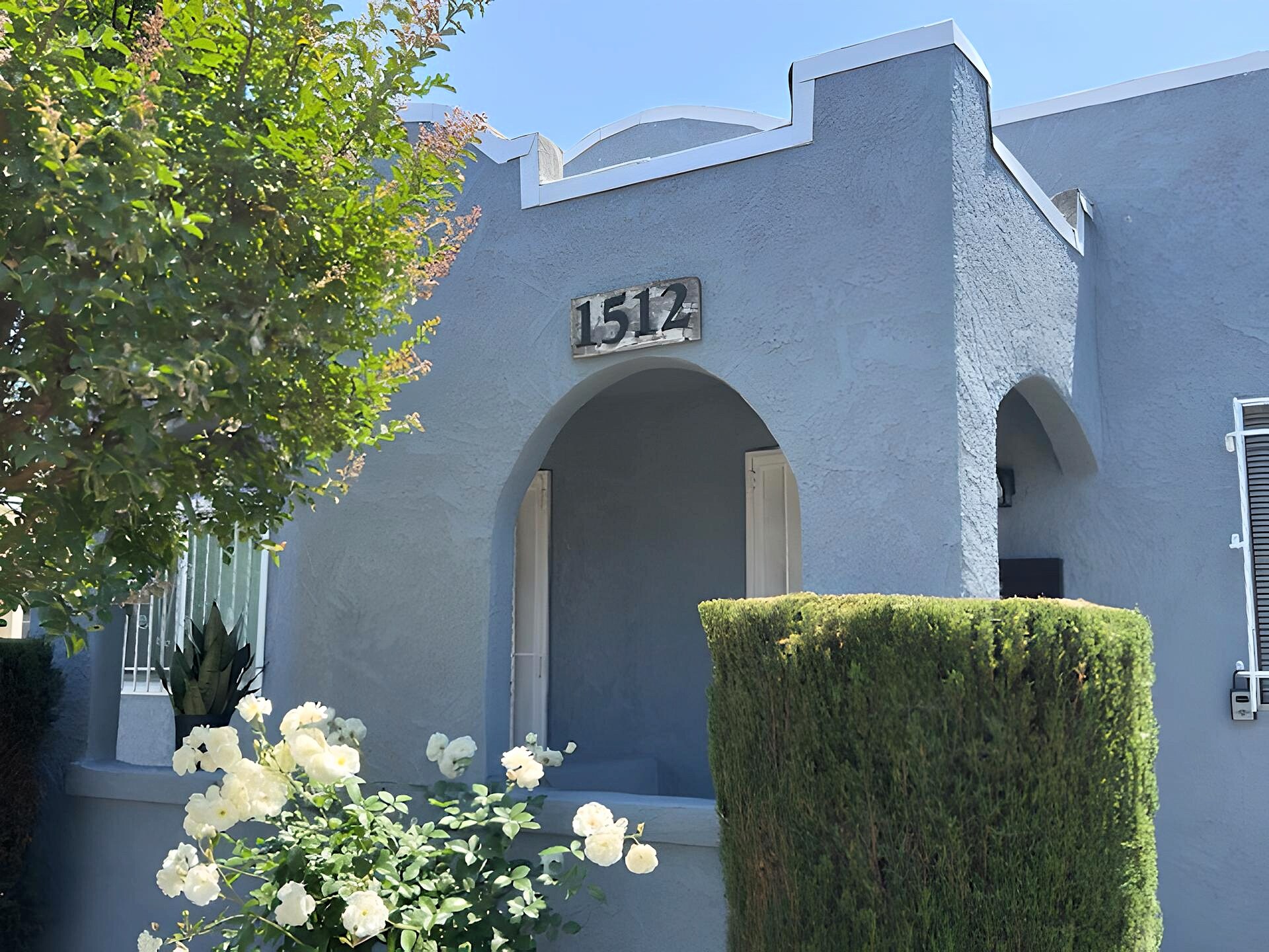 Building Photo - 1512 W 53rd St