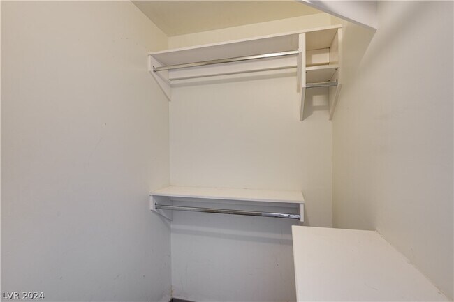 Building Photo - 2200 S Fort Apache Rd