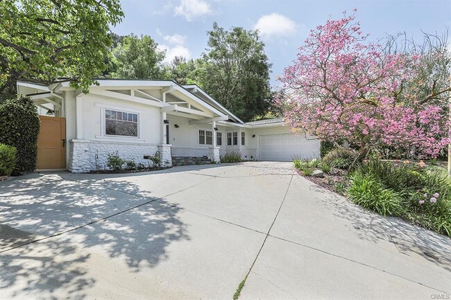 Building Photo - 3325 Alana Dr