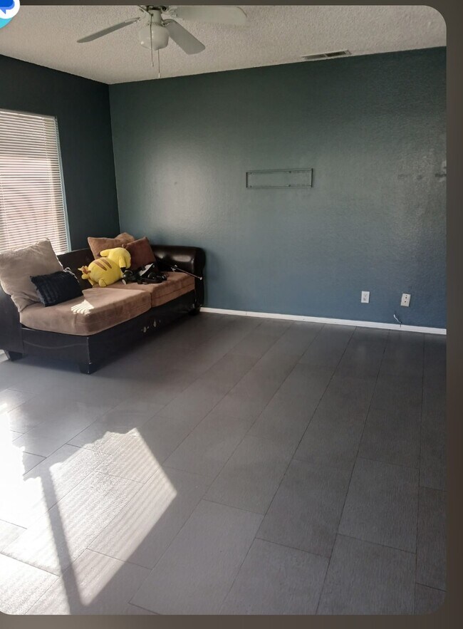 Building Photo - 25893 Baylor Way