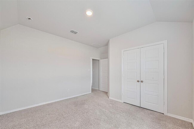Building Photo - 29002 Hauter Wy