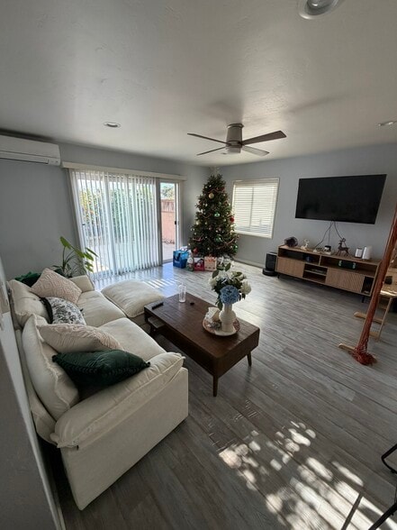 Building Photo - 3053 Greyling Dr