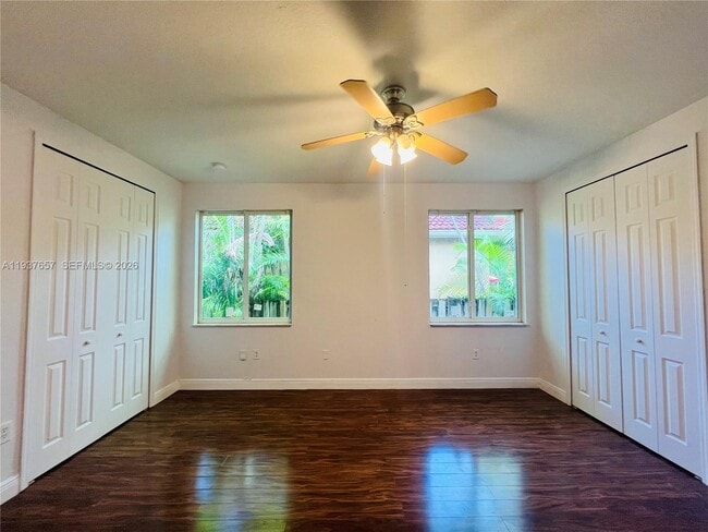 Building Photo - 16020 SW 91st Ct