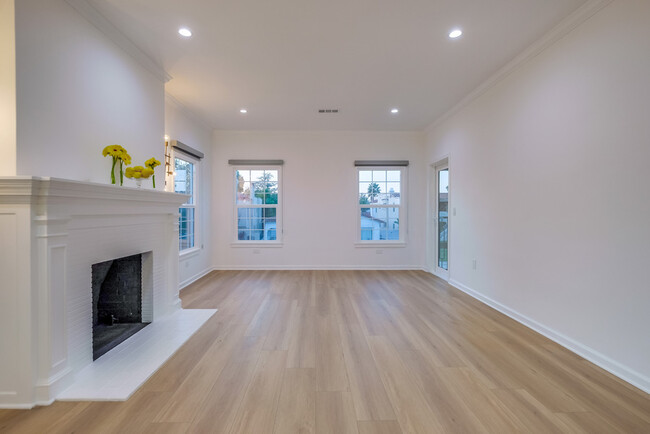 Building Photo - One Month Free! Stunning Newly Remodeled 3...