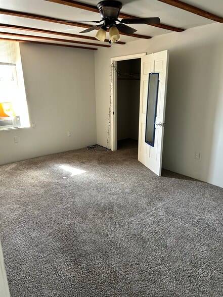 Building Photo - 324 Washington St