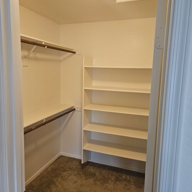 Building Photo - Home For Rent- Sunset Vista