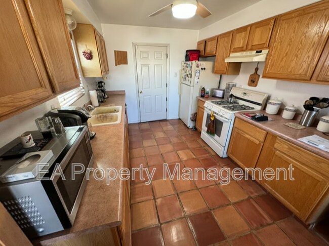 Building Photo - 2241 Bartolo Ave SW
