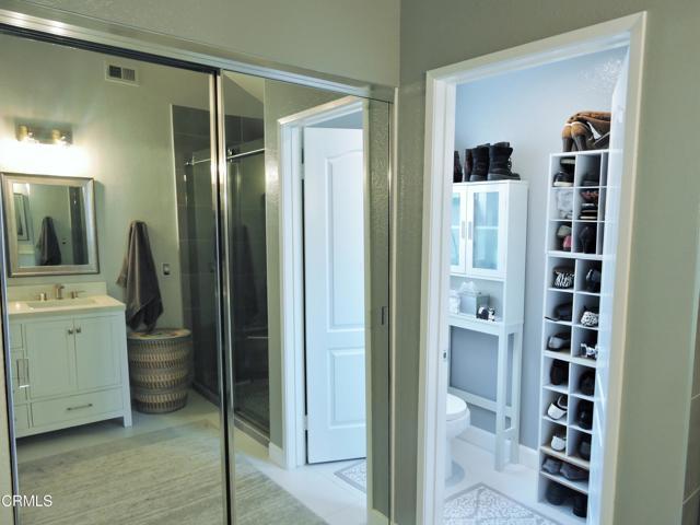 Building Photo - 650 Ivywood Ln