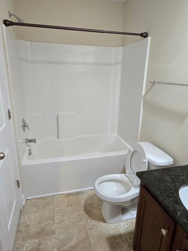 Building Photo - Welcome Home to 125A Winterberry Lane – Co...