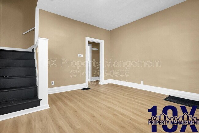 Building Photo - 2545 Sullivant Ave