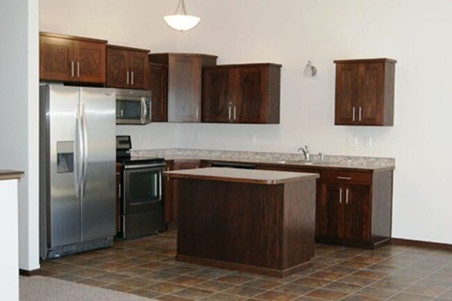 Building Photo - 3 Bed 3 Bath Twin Home